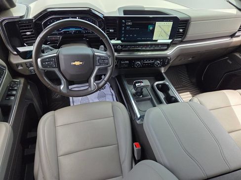 Used 2023 Chevrolet Silverado 1500 LTZ w/ LTZ Premium Package AWD/4WD image 7