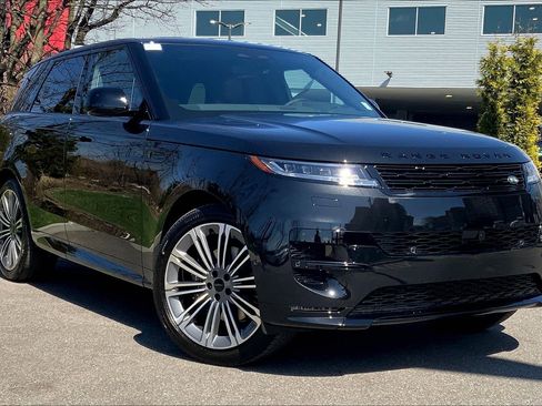 New 2026 Land Rover Range Rover Sport Dynamic SE image 2
