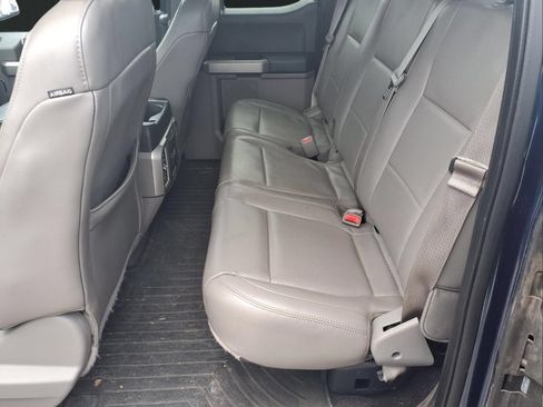 Used 2016 Ford F150 Lariat w/ Equipment Group 501A Mid RWD image 12