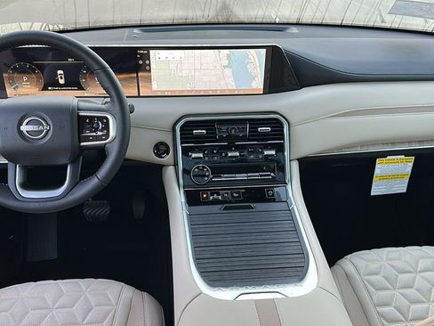 New 2025 Nissan Armada Platinum image 14