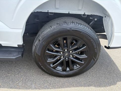 Used 2024 Ford F150 Lariat w/ Equipment Group 502A High AWD/4WD image 29