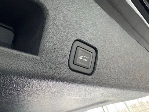 New 2026 Chevrolet Traverse Z71 w/ Driver Confidence Package AWD/4WD image 42