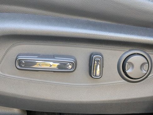 Used 2024 Honda CR-V EX-L image 25