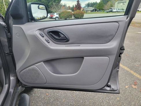 Used 2002 Ford Escape XLT image 21