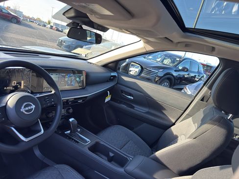 New 2026 Nissan Kicks SV w/ SV Premium Package image 25