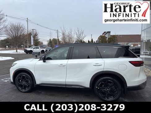 New 2026 INFINITI QX60 Sport w/ Dark Cargo Package image 4