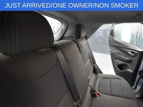 Used 2023 Chevrolet Bolt LT image 19