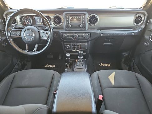 Used 2019 Jeep Wrangler Unlimited Sport S image 10