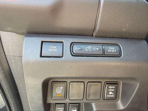 Used 2022 Nissan Frontier PRO-4X AWD/4WD image 25