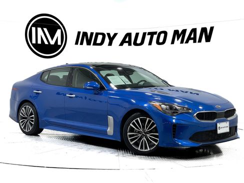 Used 2018 Kia Stinger Premium image 2