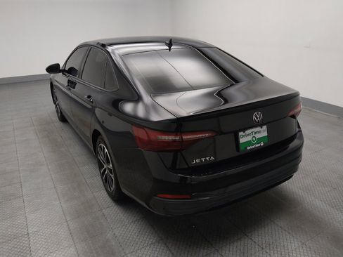 Used 2023 Volkswagen Jetta Sport FWD image 5