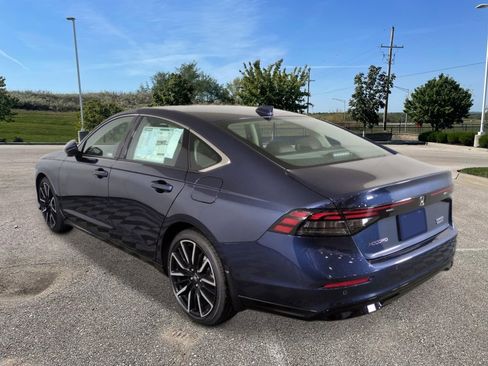 New 2026 Honda Accord Touring image 3
