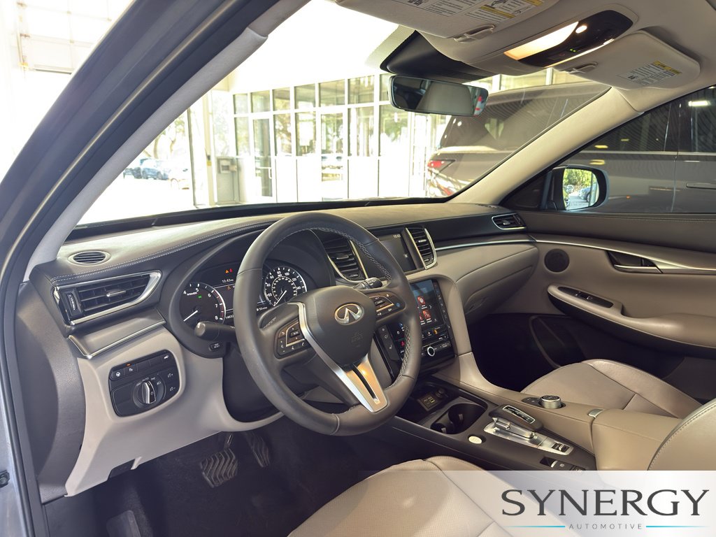 Certified 2023 INFINITI QX50 Luxe FWD image 25