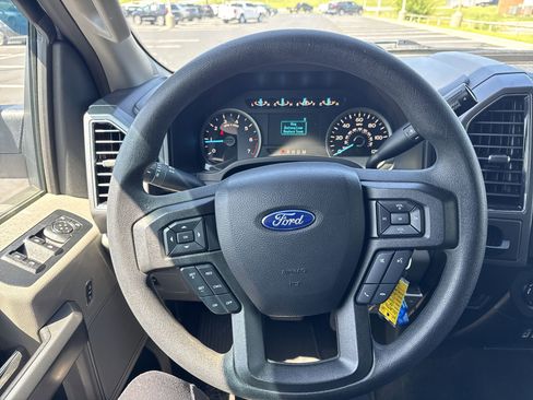 Used 2019 Ford F150 XLT image 14
