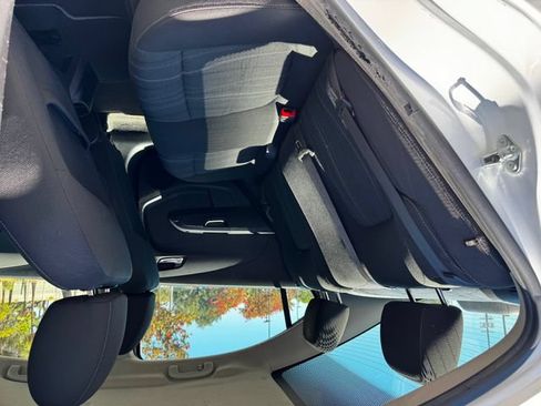 Used 2015 Chevrolet Sonic LT FWD image 28