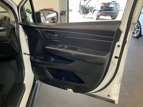 Used 2025 Honda Odyssey EX-L image 12