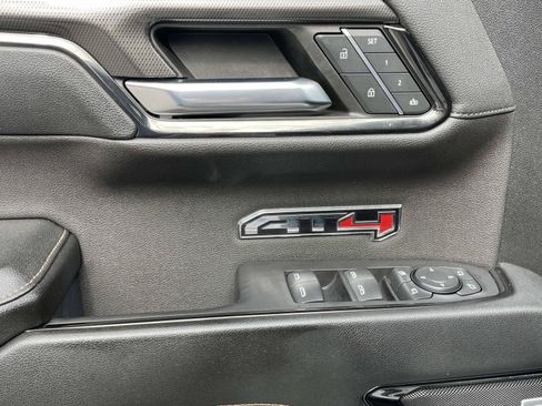 Used 2023 GMC Sierra 1500 AT4 w/ AT4 Premium Package AWD/4WD image 22