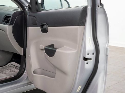 Used 2009 Hyundai Accent GLS w/ Popular Equipment Pkg 5 FWD image 14