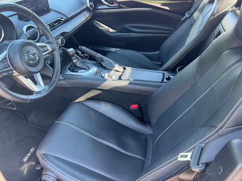 Used 2025 MAZDA MX-5 Miata RF Grand Touring RWD image 11