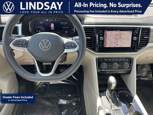 Certified 2023 Volkswagen Atlas SEL AWD/4WD image 10