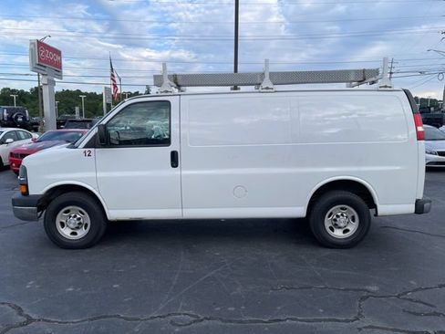 Used 2016 Chevrolet Express 3500 RWD image 5