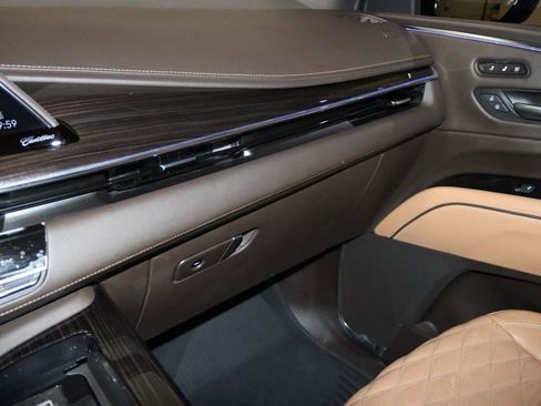 Used 2022 Cadillac Escalade Sport w/ Touring Package image 58