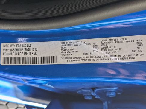 Used 2025 RAM 1500 Laramie AWD/4WD image 41