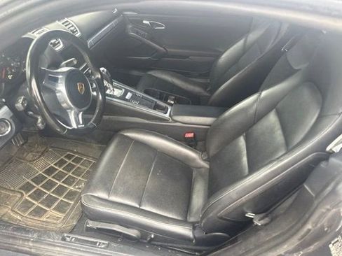Used 2016 Porsche Cayman RWD image 4