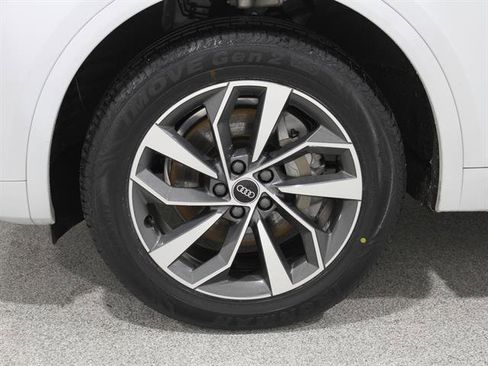 Used 2022 Audi Q5 2.0T Premium image 21