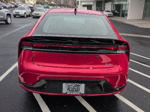 New 2026 Toyota Prius XLE image 4