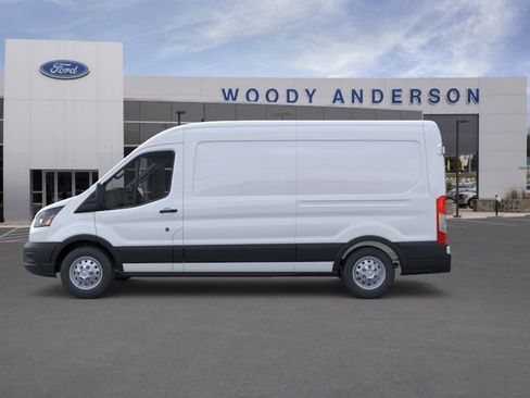 New 2026 Ford Transit 250 148 Medium Roof RWD image 3