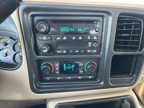 Used 2007 GMC Sierra 2500 SLE w/ Heavy-Duty Power Package RWD image 16