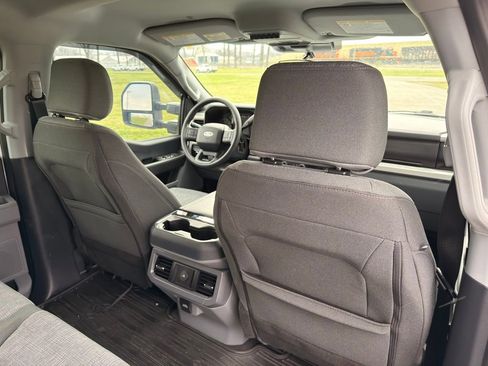 Used 2025 Ford F350 XLT AWD/4WD image 33