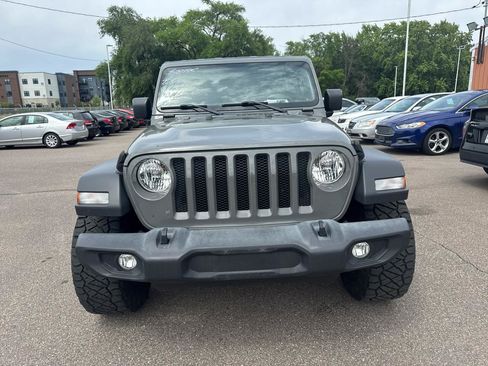 Used 2018 Jeep Wrangler Unlimited Sport S AWD/4WD image 2