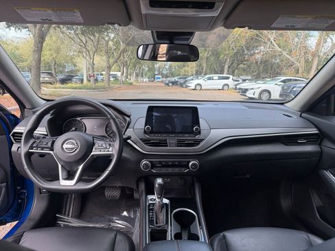 Used 2025 Nissan Altima 2.5 SR image 28