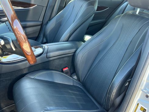 Used 2021 Mercedes-Benz E 450 4MATIC Sedan image 5