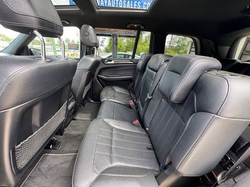 Used 2018 Mercedes-Benz GLS 450 4MATIC w/ Premium Package image 12