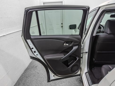 Used 2017 Acura RDX AWD image 16