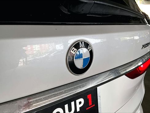 Used 2020 BMW X7 xDrive40i w/ Premium Package AWD/4WD image 30