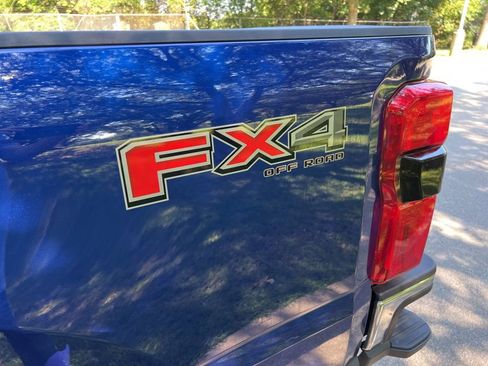New 2026 Ford F250 Lariat w/ FX4 Off-Road Package image 42