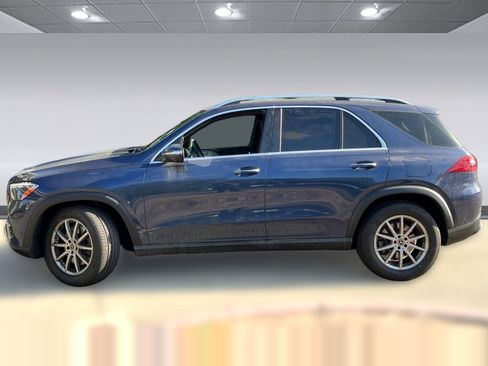 Used 2024 Mercedes-Benz GLE 450e 4MATIC image 2