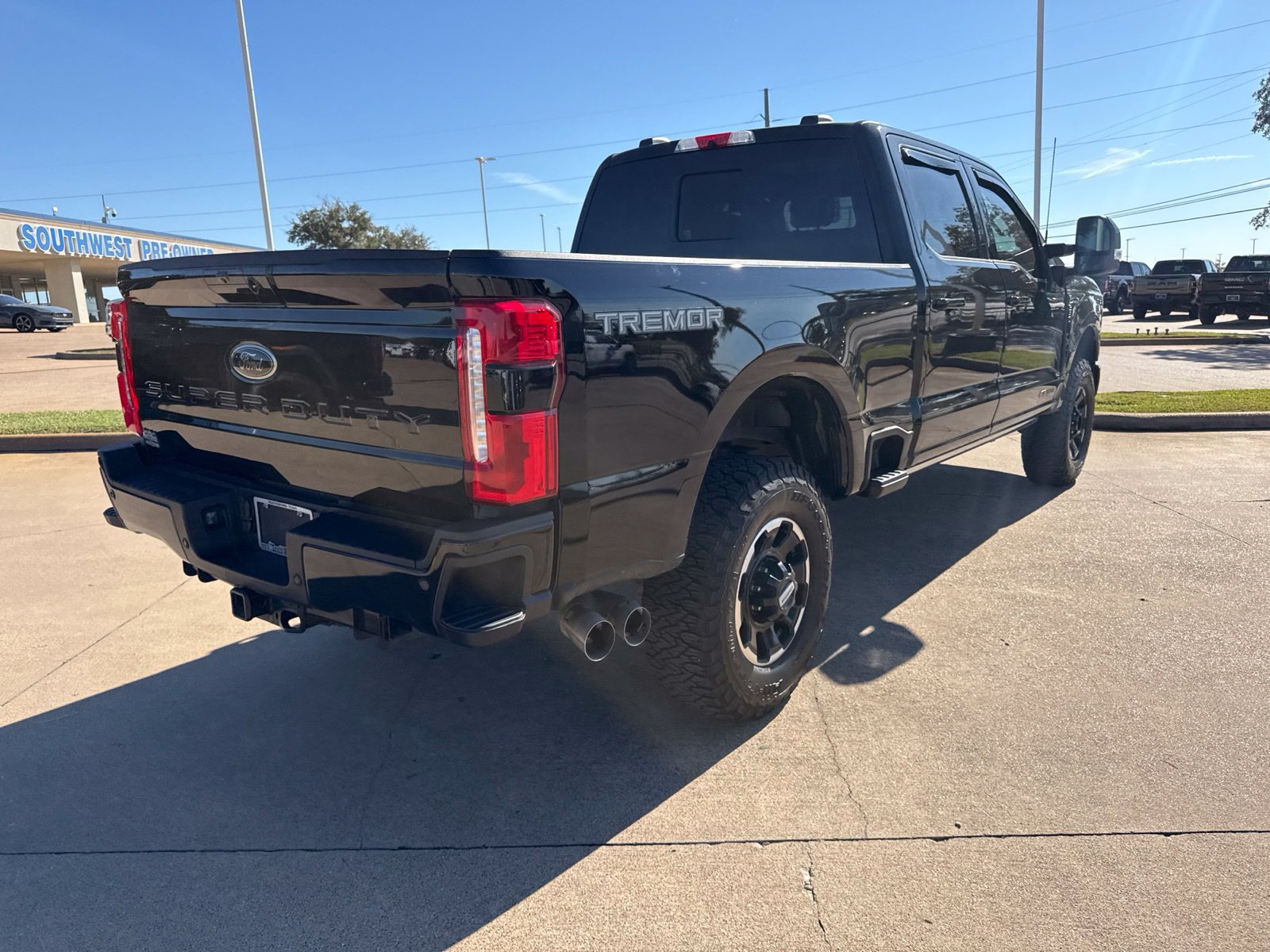 Used 2025 Ford F250 Lariat w/ Lariat Ultimate Package AWD/4WD image 7