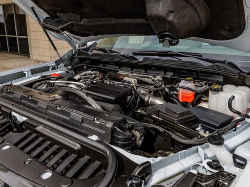 Used 2026 GMC Sierra 3500 Denali Ultimate image 40