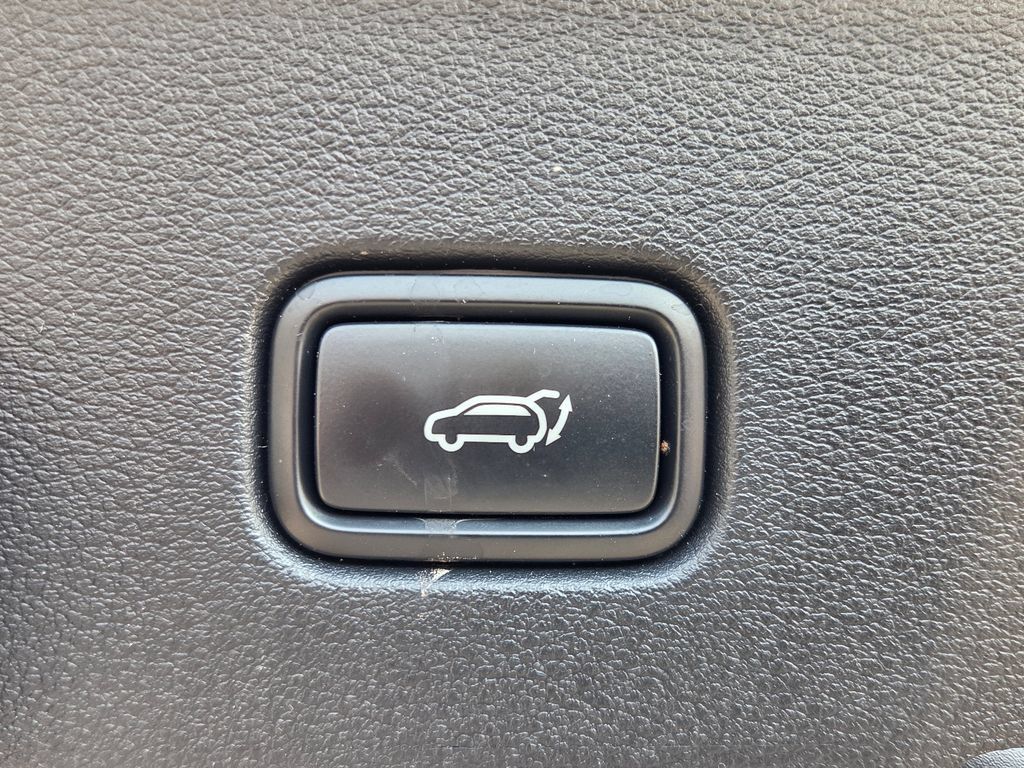Used 2023 Kia Sportage X-Line Prestige AWD/4WD image 34