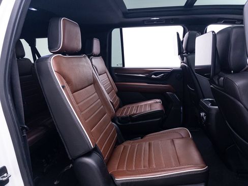 Used 2023 GMC Yukon XL Denali Ultimate AWD/4WD image 50