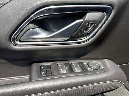 Used 2022 GMC Yukon SLT w/ SLT Premium Package image 20