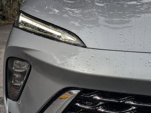 New 2026 Buick Envision Avenir image 10