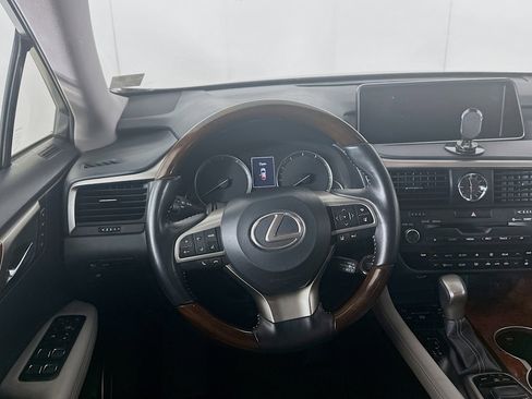 Used 2018 Lexus RX 350L FWD image 17