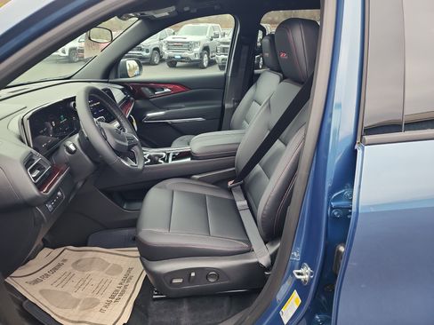 New 2026 Chevrolet Traverse Z71 image 11