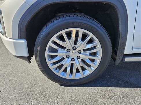 Used 2019 GMC Sierra 1500 Denali w/ Denali Ultimate Package image 9